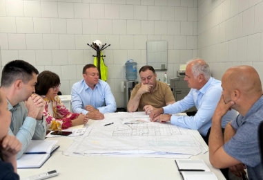 Obilazak radova na novom objektu gradske pijace